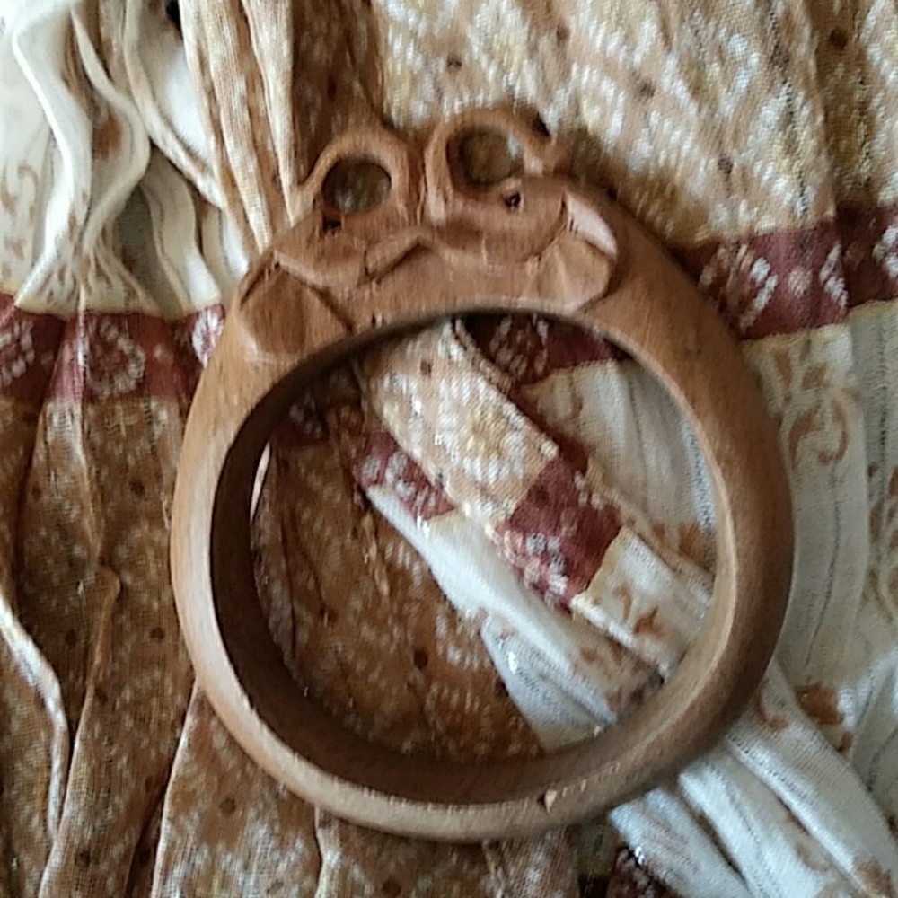 Carved Elephant wooden bangle bracelet